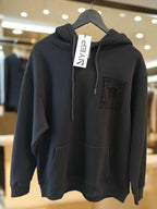 YEP juodas džemperis su pūkeliu ir gobtuvu