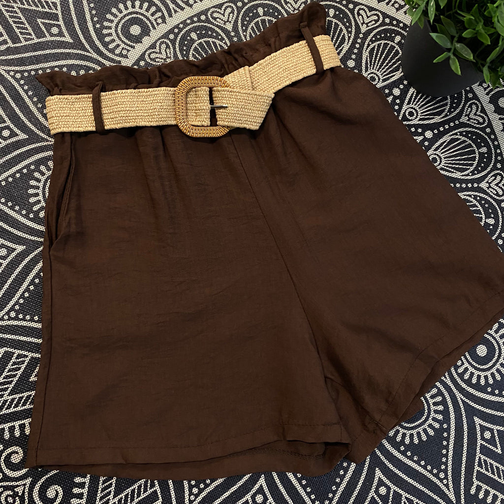 Chika šortai moterims