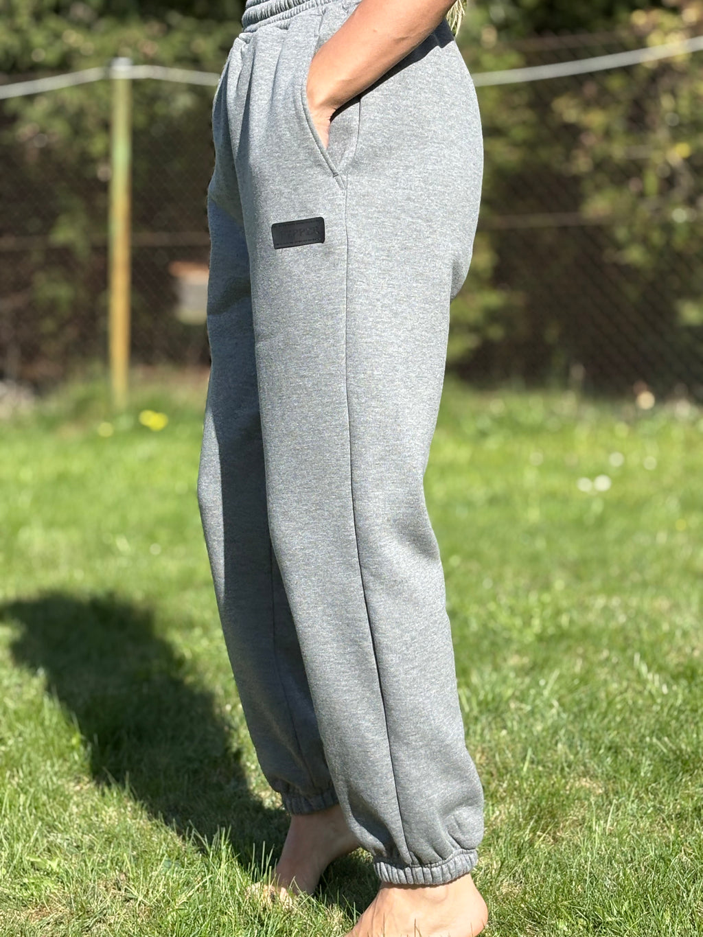 PEPPER UNISEX Magic Grey pants with fluff