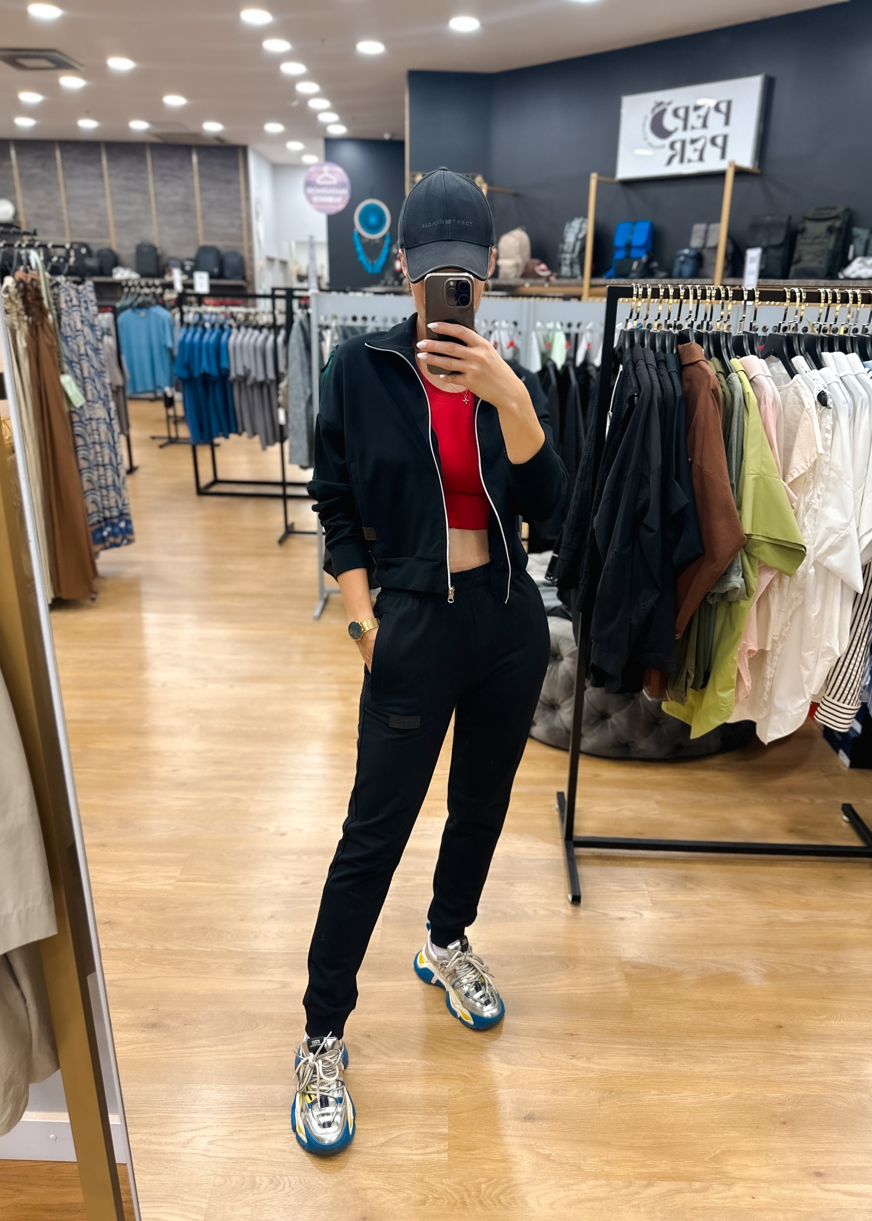 PEPPER sweet black sweater with zipper for women 