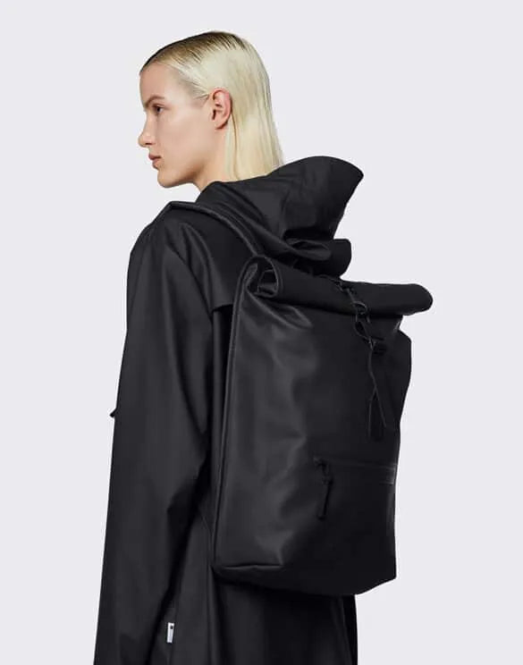 RAINS ROLLTOP RUCKSACK juoda kuprinė