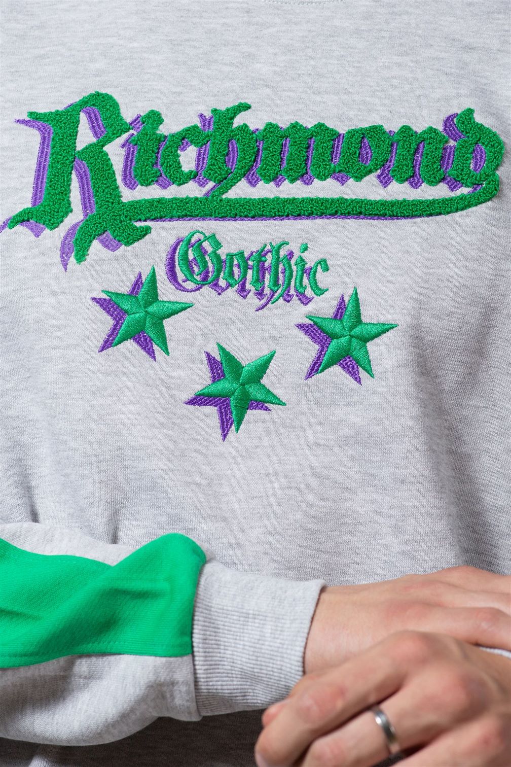 Richmond pilkas džemperis