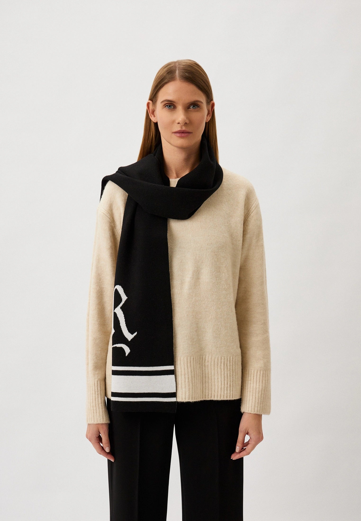 Richmond black scarf