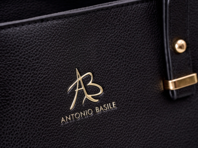 Antonio Basile juoda rankinė moterims