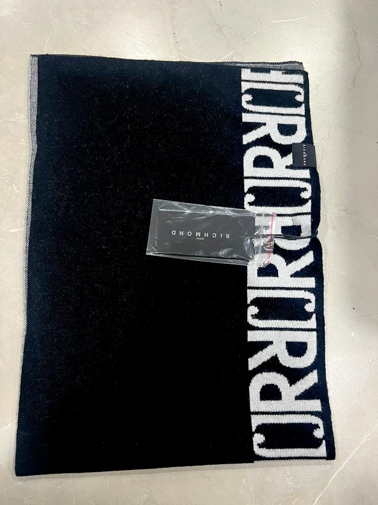 Richmond black scarf