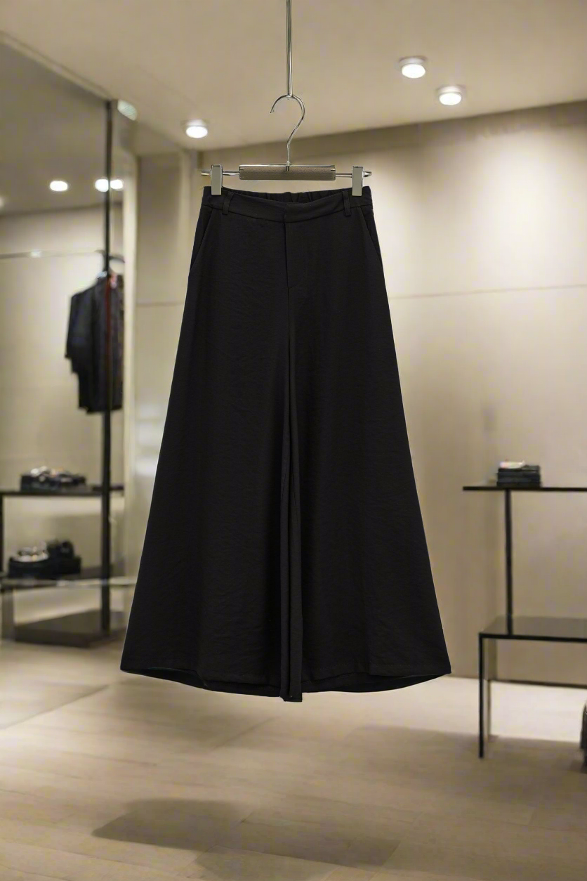 Lumina juodos kelnės