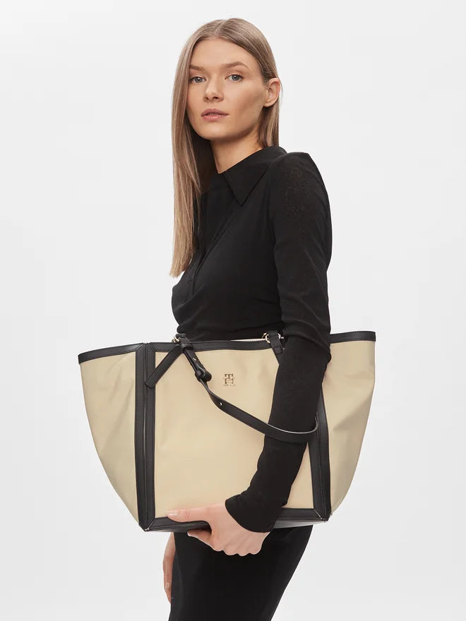 TOMMY HILFIGER rankinė moterims