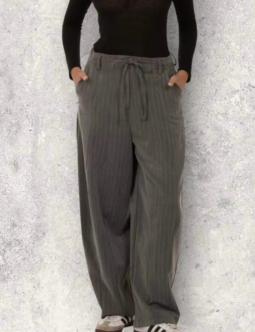 ALTAMIRA gray pants for women