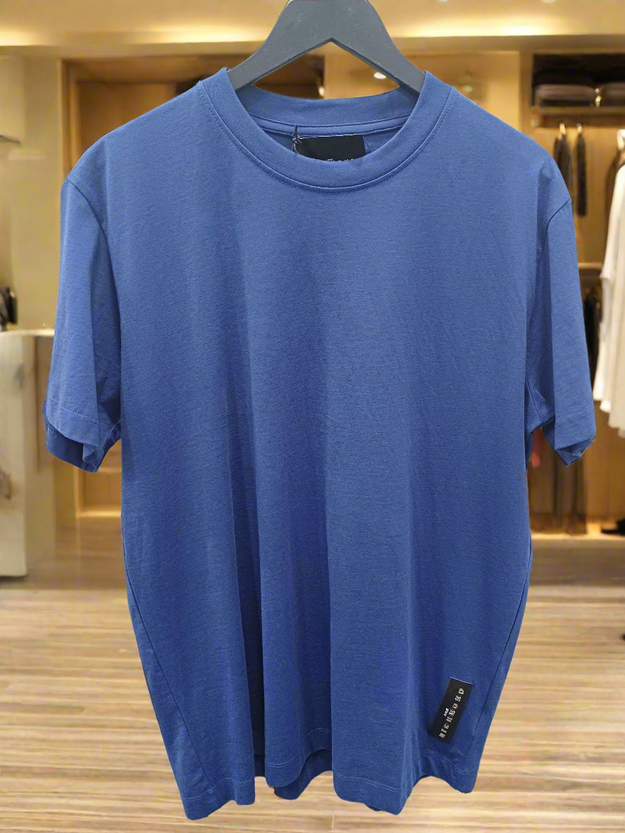 GUESS t-shirts for men