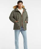 Guess striukė vyrams