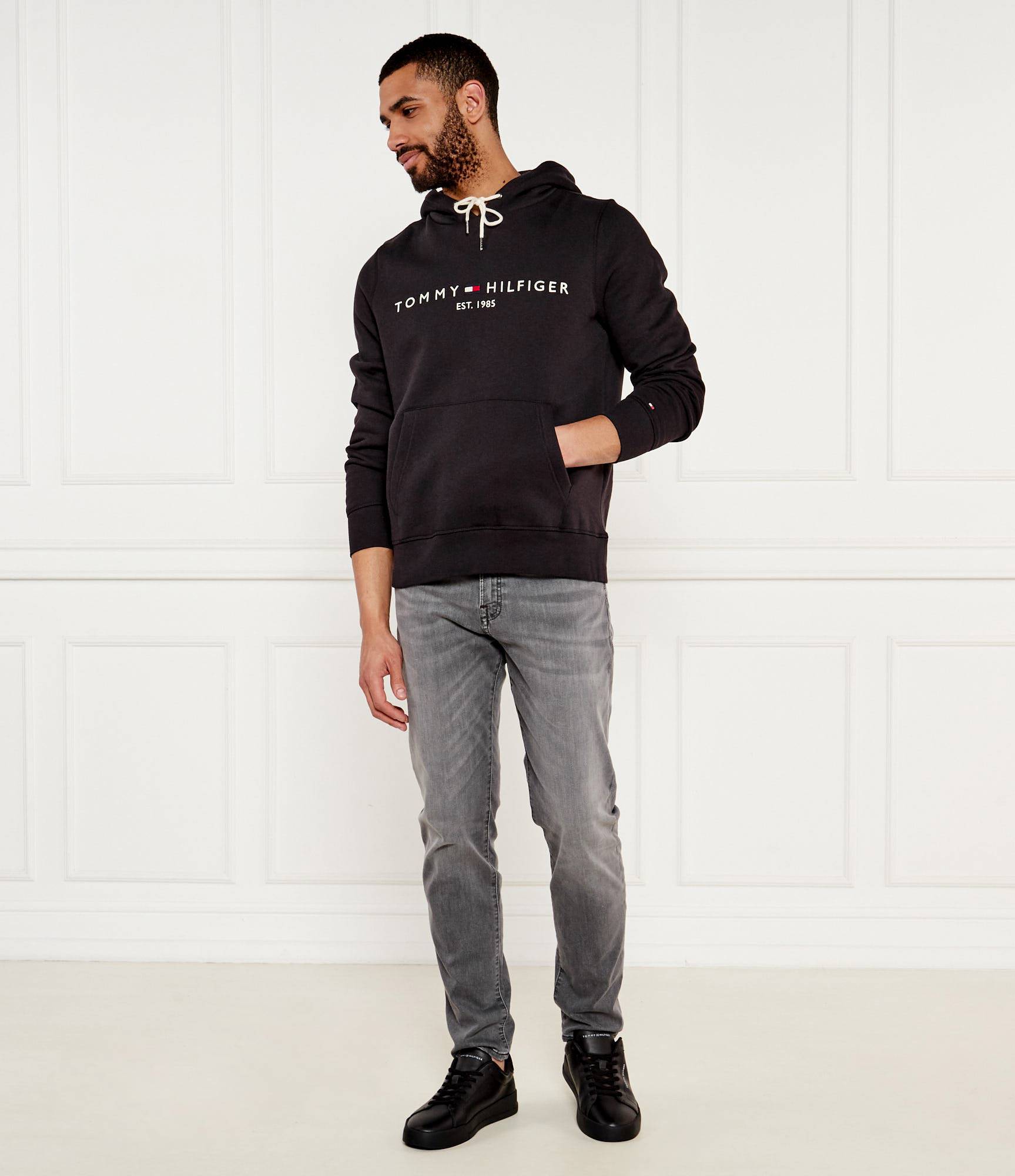 PEPPER UNISEX OVERSIZED &amp; balanced sweater with fluff