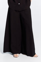 Lumina juodos kelnės